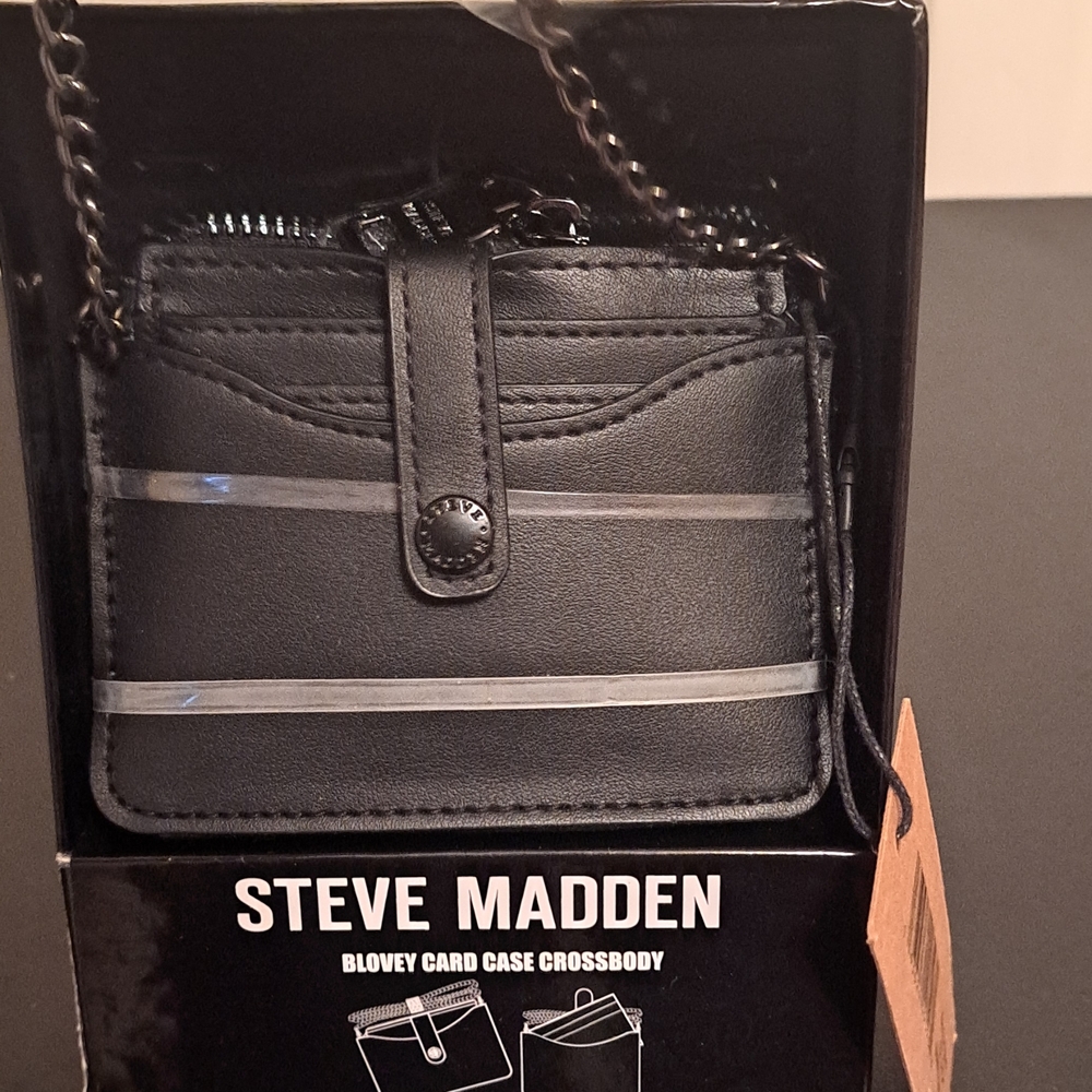 Steve Madden Black Lovey Card Case Crossbody NWT, 4 " Width, 3.5" Hgt